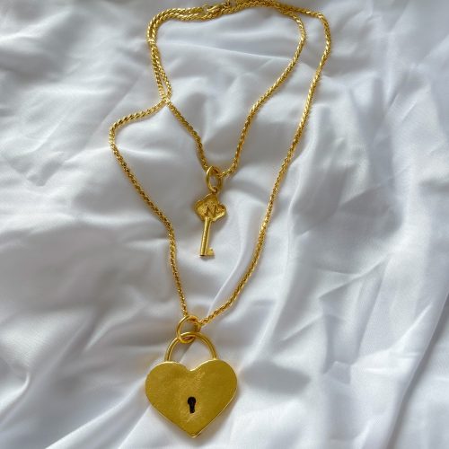 COLLAR CASTA Y REBELDE