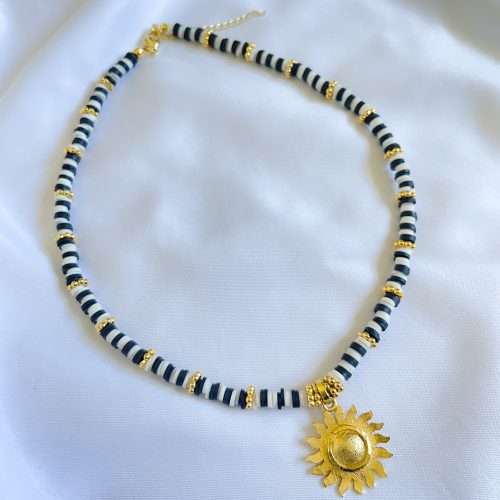 Collar Black White Sunshine