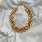 Collar Saint