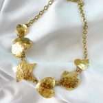 Collar Petrova